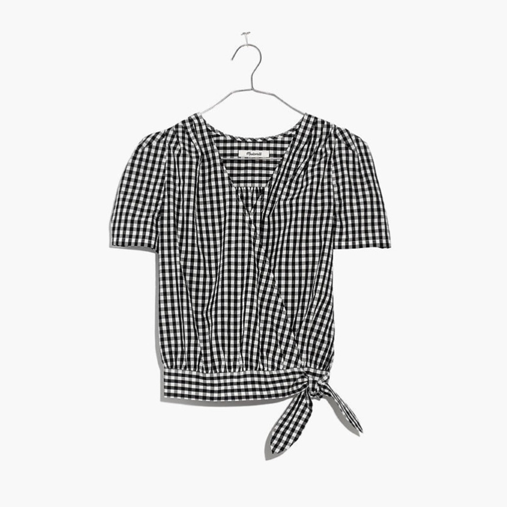 Short-Sleeve Wrap Top in Gingham Check Small